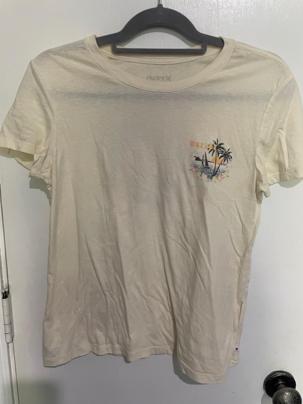 Hurley Cream Short Sleeve graphic tee